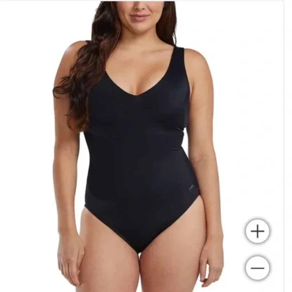 TYR Womens Size XL Black Control Fit Chlorine Resistant One Piece Swimsuit NWT